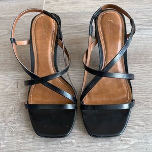 L’intervalle Black Leather Strappy Low Block Heel Sandal